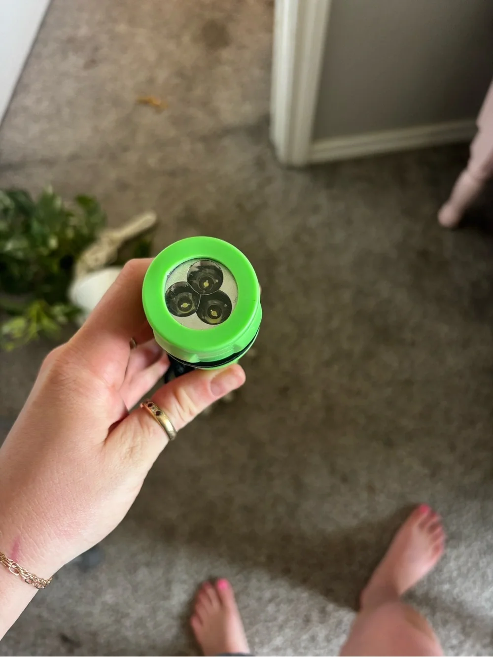 Bright Green flashlight Tool - Unbranded